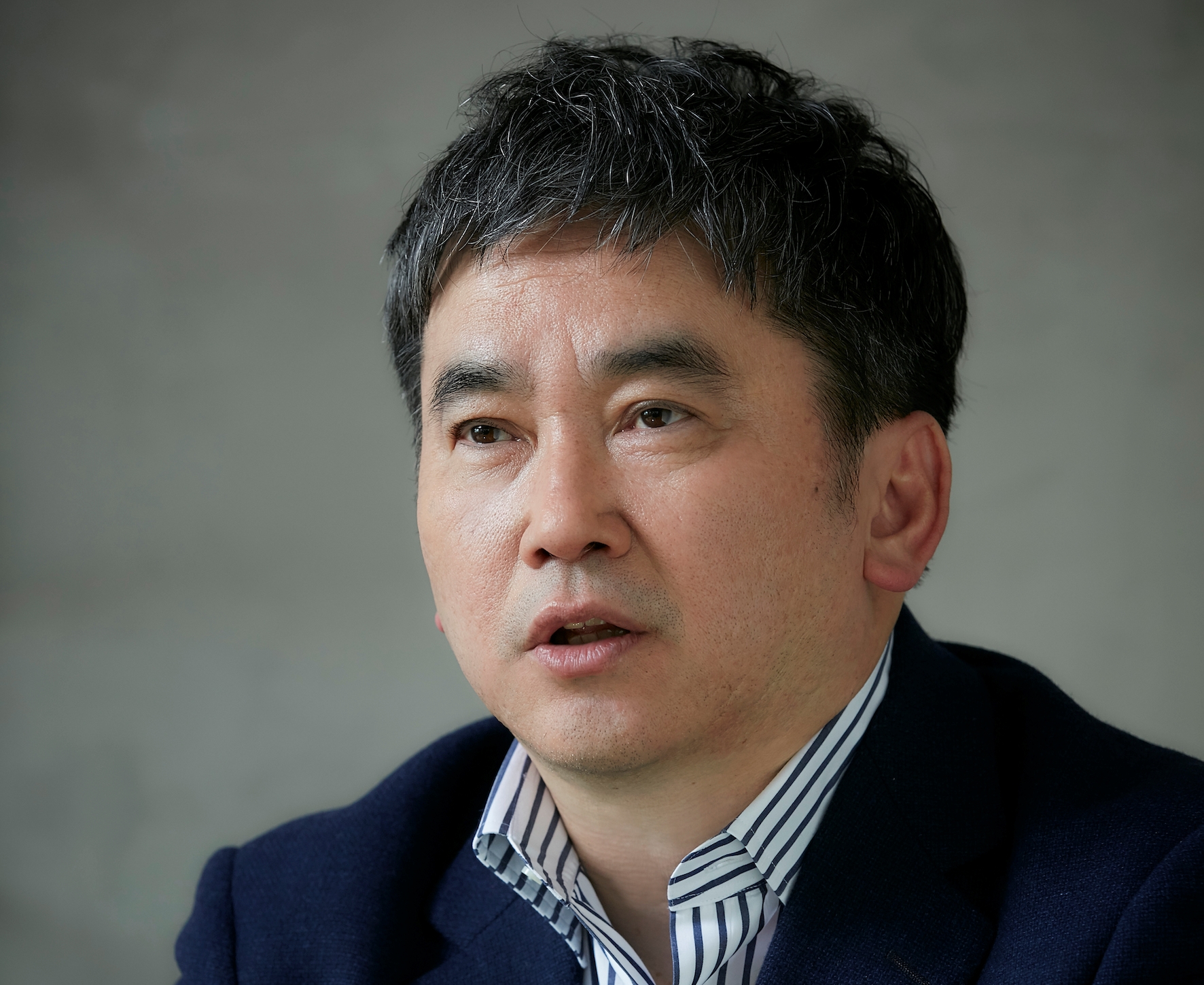 小説家・真山仁さんに聞く小説の価値